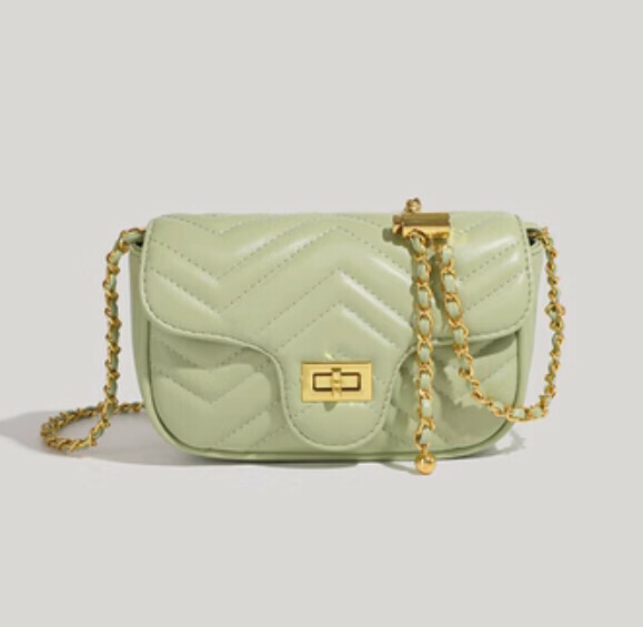 Hotly recommended small fragrant rhombus crossbody bag (green)