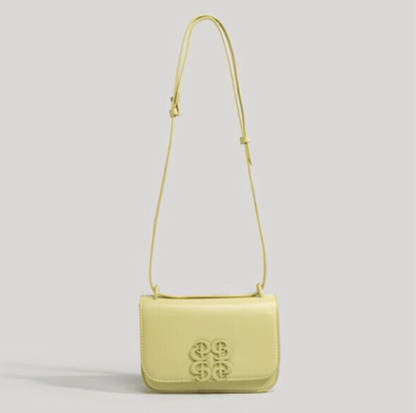 Popular fashionable one-shoulder cross-body small square bag (light yellow)