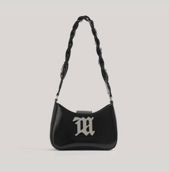 Popular high-end shoulder crossbody bag (black)