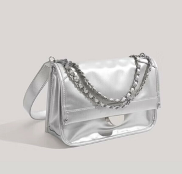 Popular large-capacity shoulder crossbody bag (silver)