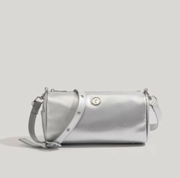 Popular Large Capacity Shoulder Crossbody Pillow Bag (Silver)