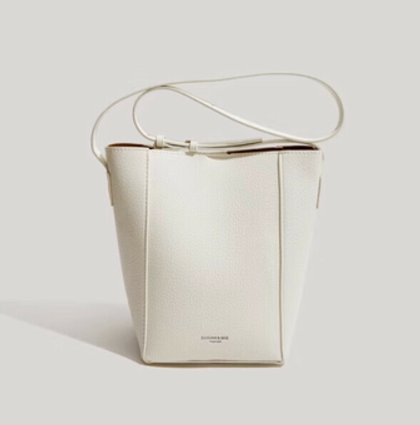 Popular large-capacity commuting bucket crossbody bag (off-white)
