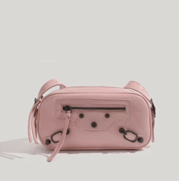 Popular PU leather versatile crossbody bag (pink)