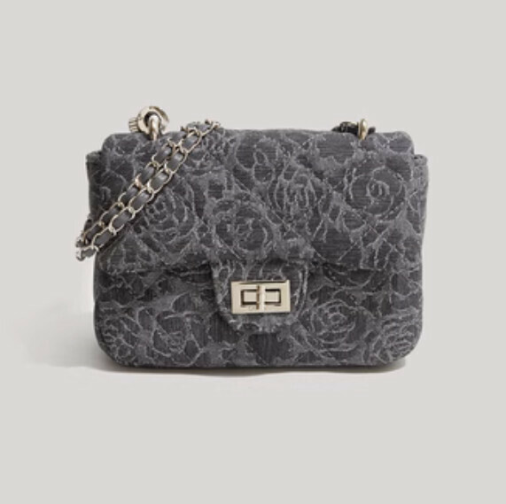 Popular denim small fragrant shoulder crossbody bag (black large size)