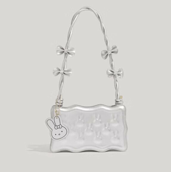 Popular pu leather versatile shoulder crossbody bag (silver)