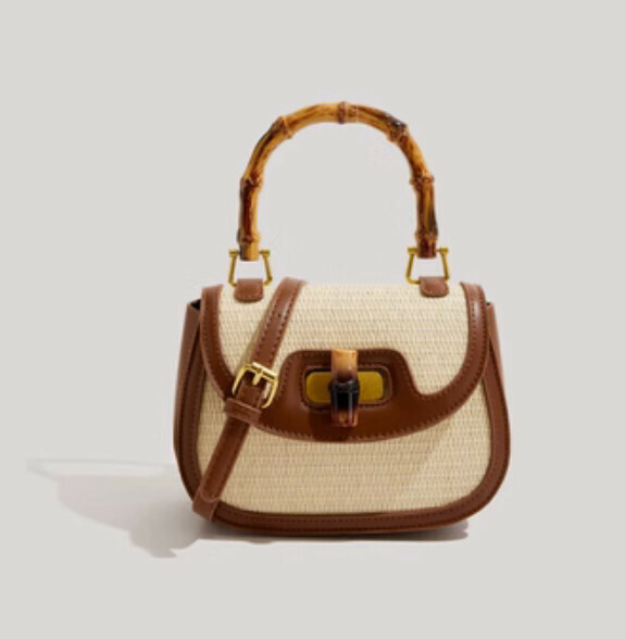 Popular straw hand-held crossbody bag (brown)