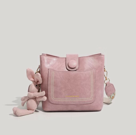 Popular woven wide shoulder strap pu leather bucket shoulder crossbody bag (pink)