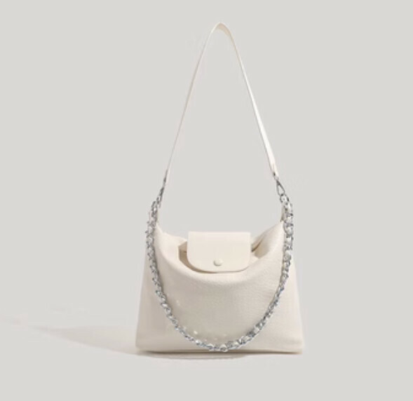 Popular large-capacity pu leather chain shoulder tote bag (off-white)