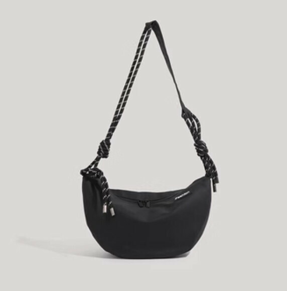 New nylon casual shoulder crossbody bag (black)