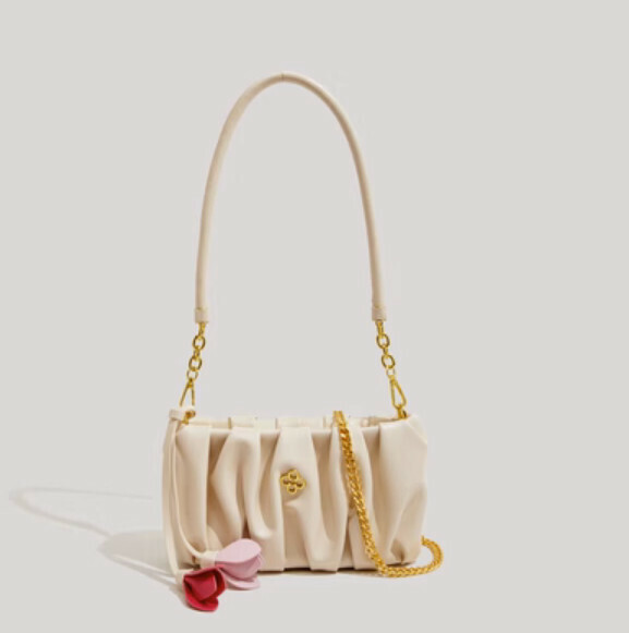 New pleated cloud shoulder armpit bag handbag (off-white)