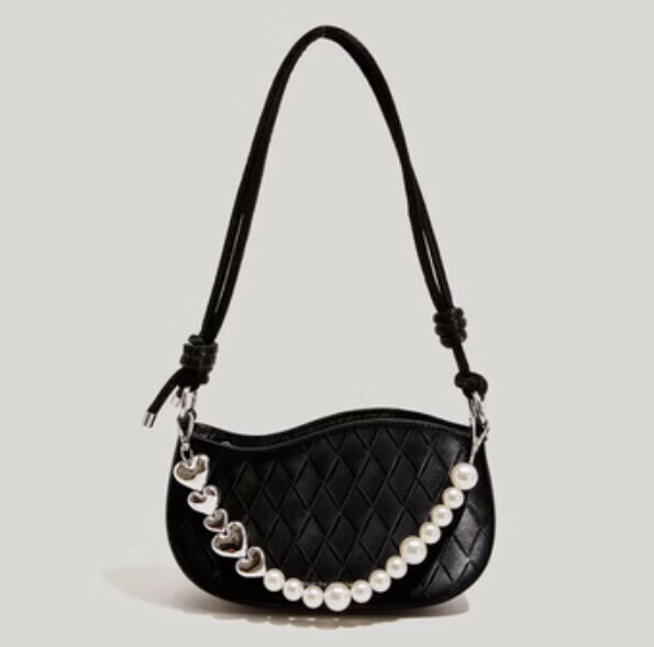New Pearl Chain Shoulder Crossbody Bag (Black)