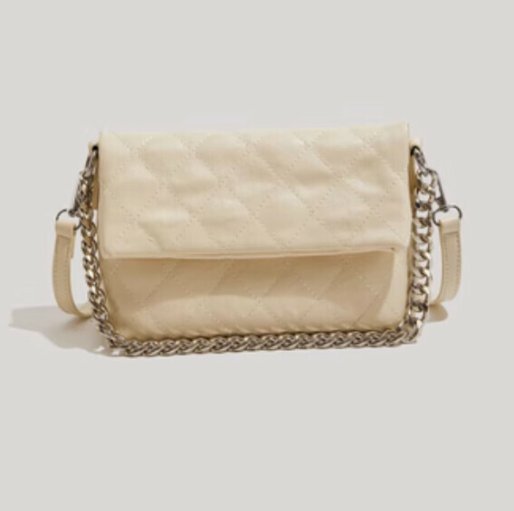 New pu leather rhombus chain crossbody bag (off-white)