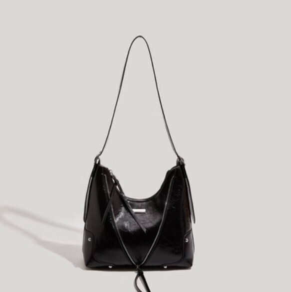 New pu leather retro commuter shoulder bag handbag (black)