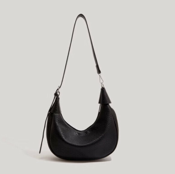 New pu leather high-end shoulder crossbody bag (black)