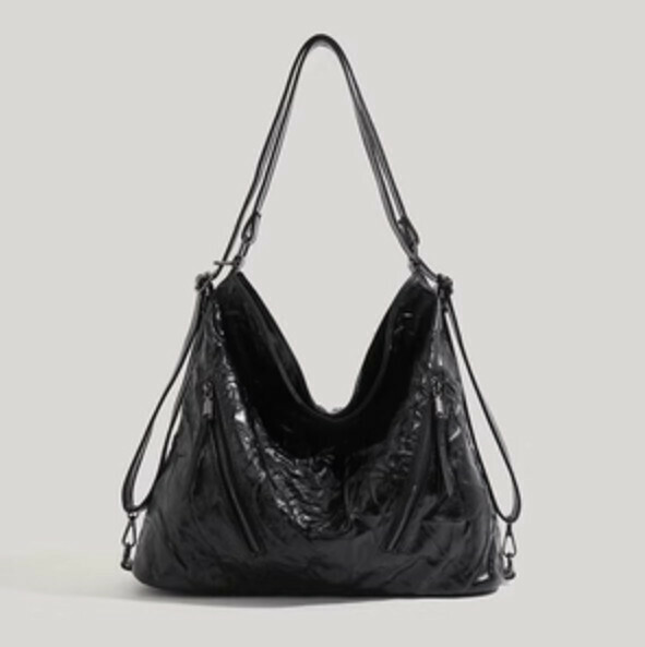 New pu leather large capacity versatile commuter shoulder bag (black)