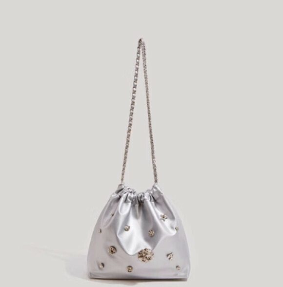 New pu leather large capacity chain shoulder crossbody bag (silver)