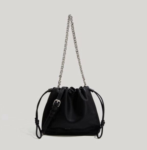 New pu leather pleated cloud shoulder crossbody bag (black)