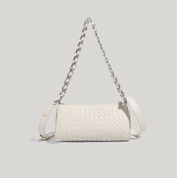 New braided commuter chain crossbody bag (white)