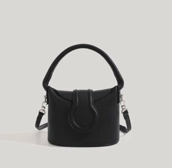 New style portable shoulder crossbody bucket bag (black)