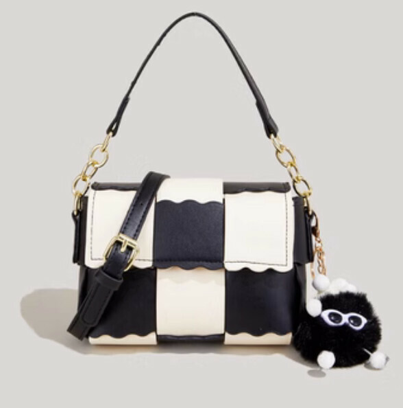 New woven handheld shoulder crossbody bag (black and white)