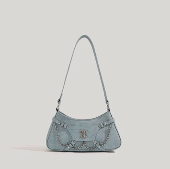 Hot selling chain handbag (light blue)