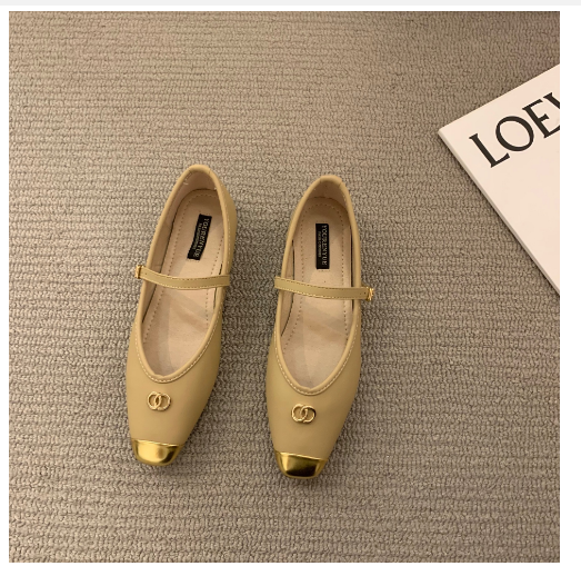 Hot recommended flat-soled small fragrant Mary Jane shoes (milk apricot color & half size small/35-39) (contact customer service after placing the order to confirm the delivery size)