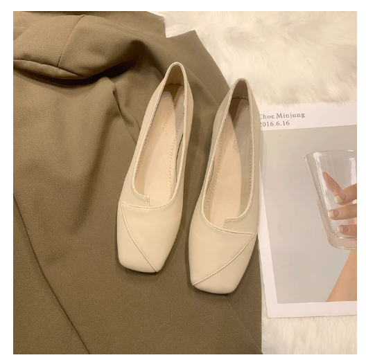 Hot recommended square toe low heel soft leather evening style granny shoes (off-white/size 35-40) (contact customer service after placing the order to confirm the delivery size)