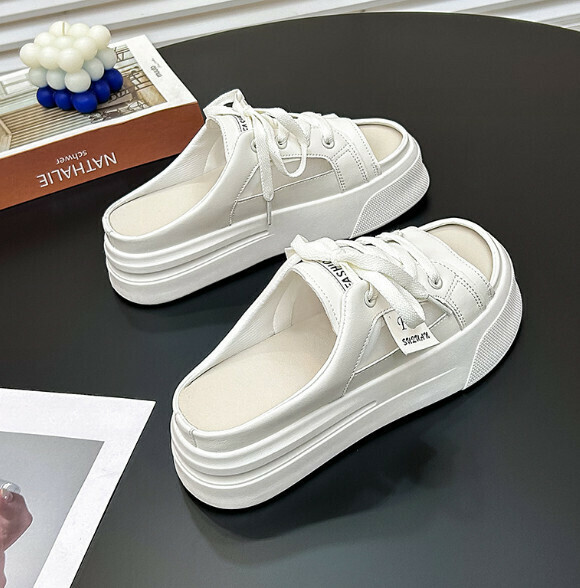 Hotly recommended thick-soled slip-on beach shoes (off-white) [size 35-40] [contact customer service after placing the order to confirm the delivery size]
