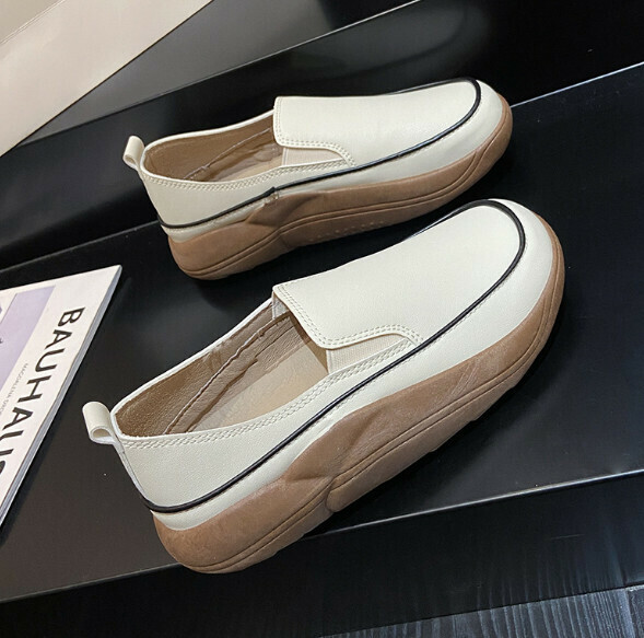 Popular thick-soled slip-on casual shoes (CR606 white) [size 35-40] [contact customer service after placing the order to confirm the delivery size]