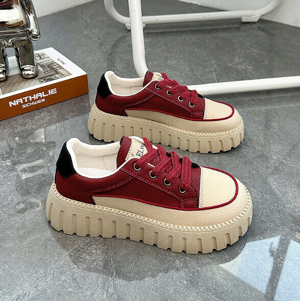 爆款透氣厚底休閒板鞋（酒紅色）【35-40碼】【下單後聯絡客服確認發貨尺碼】