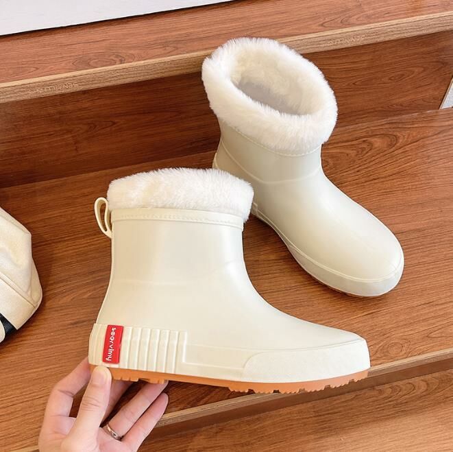 New style (white velvet model 36-40 sizes) rain boots, short rubber shoes, water shoes, rain boots (contact customer service after placing the order to confirm the delivery size)