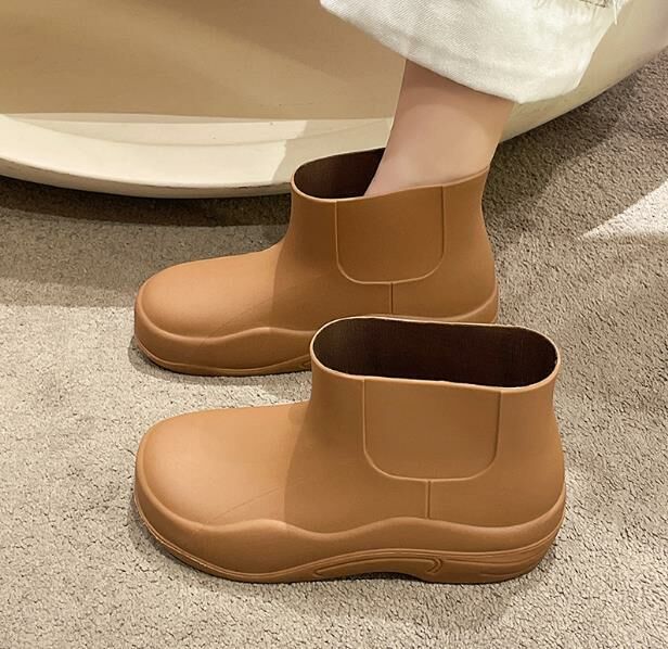 New style (coffee size 36-40) rain boots, rain boots, water shoes (contact customer service after placing the order to confirm the delivery size)