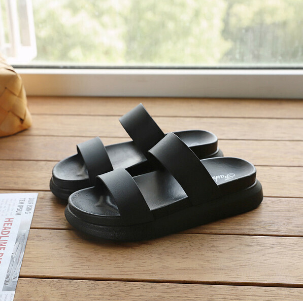 New style slippers that feel like shit for outer wear (885 with black) [size 36-40] [contact customer service after placing the order to confirm the delivery size]