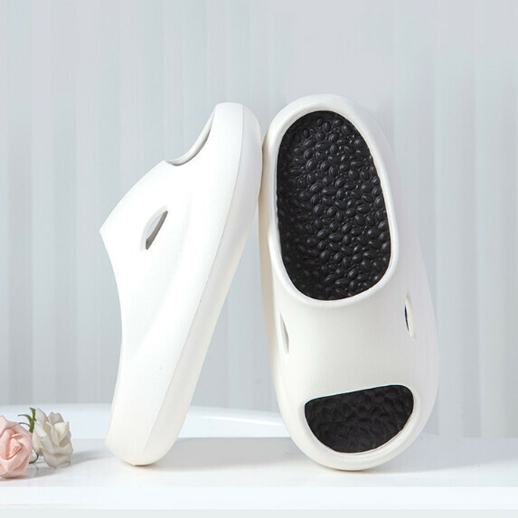 New thick-soled massage sandals for women (white and black [size 36_45] (contact customer service after placing the order to confirm the delivery size)