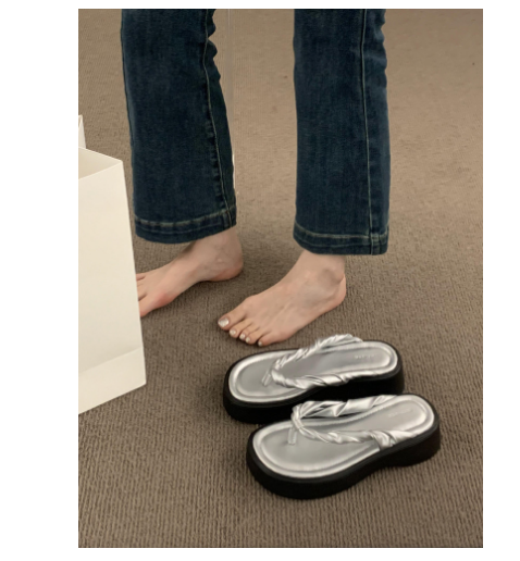 New thick-soled elevated thong flip-flops (silver size 35-40) (contact customer service after placing an order to confirm delivery size)