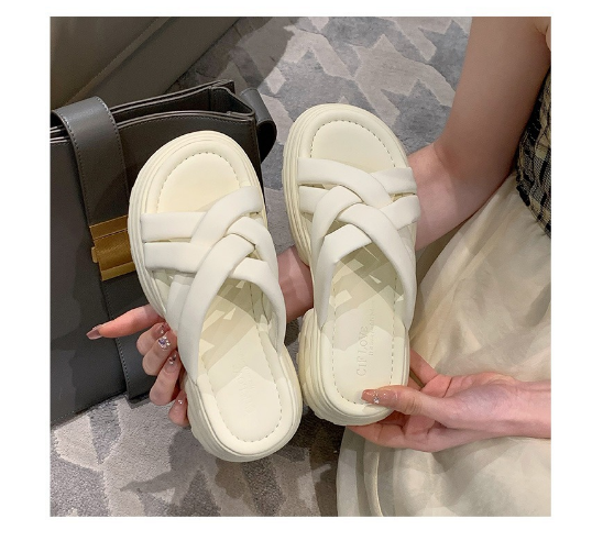 New thick-soled sandals (off-white, size 35-40) (contact customer service after placing order to confirm delivery size)
