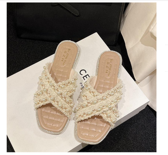 Hot selling small fragrant pearl slippers (khaki size 35-39) (contact customer service after placing the order to confirm the delivery size)