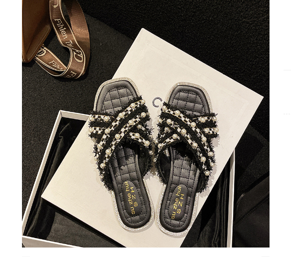 Hot selling small fragrant pearl slippers (black size 35-39) (contact customer service after placing the order to confirm the delivery size)