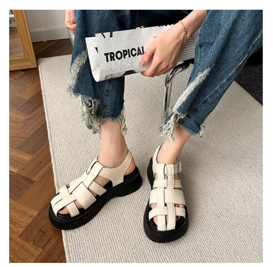 Hot selling one-line hollow woven sandals (off-white/size 35-40) (contact customer service after placing the order to confirm the delivery size)