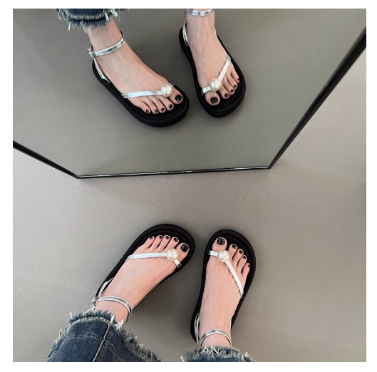 Hot selling pearl thong sandals (silver/size 35-40) (contact customer service after placing order to confirm delivery size)