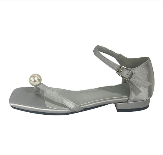 Hot selling pearl thong strap thick heel sandals (silver heel height 2CM/35-40 yards) (contact customer service after placing the order to confirm the delivery size)