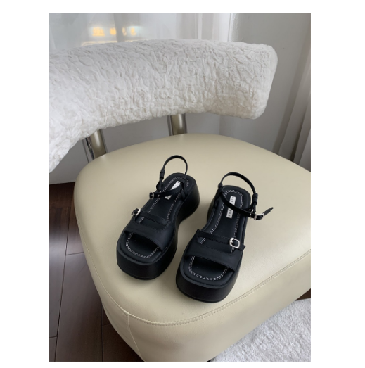 Hot selling thick-soled elevated Roman sandals (black/size 35-40) (contact customer service after placing the order to confirm the delivery size)