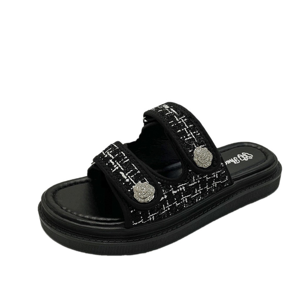 Hot selling small fragrant slippers (black sandals - size: 35-40) (contact customer service after placing the order to confirm the delivery size)