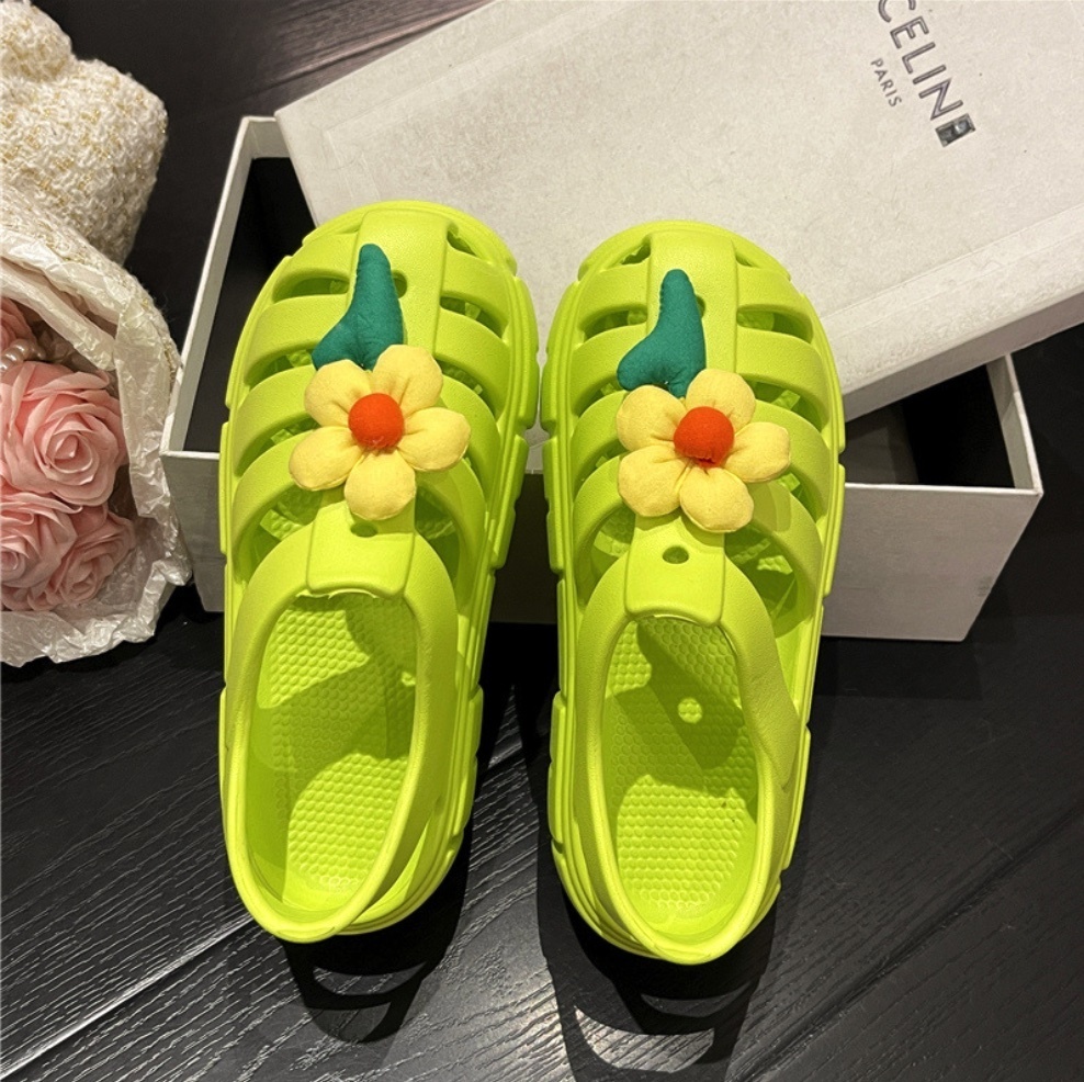 Hot selling non-slip and wear-resistant clogs for outer wear (green - size: 35-40) (contact customer service after placing the order to confirm the delivery size)