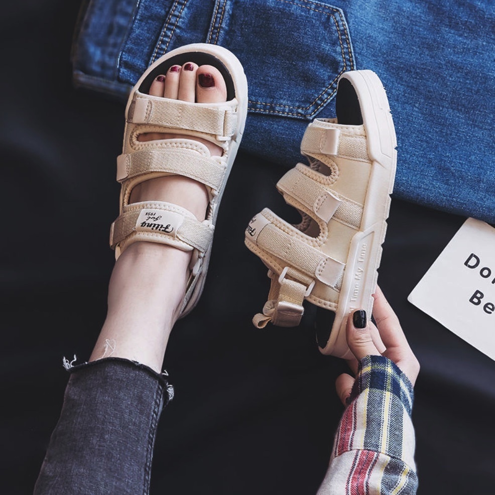 Hot selling flat sandals for women (off-white with black label - size: 35-40) (contact customer service after placing the order to confirm the delivery size)