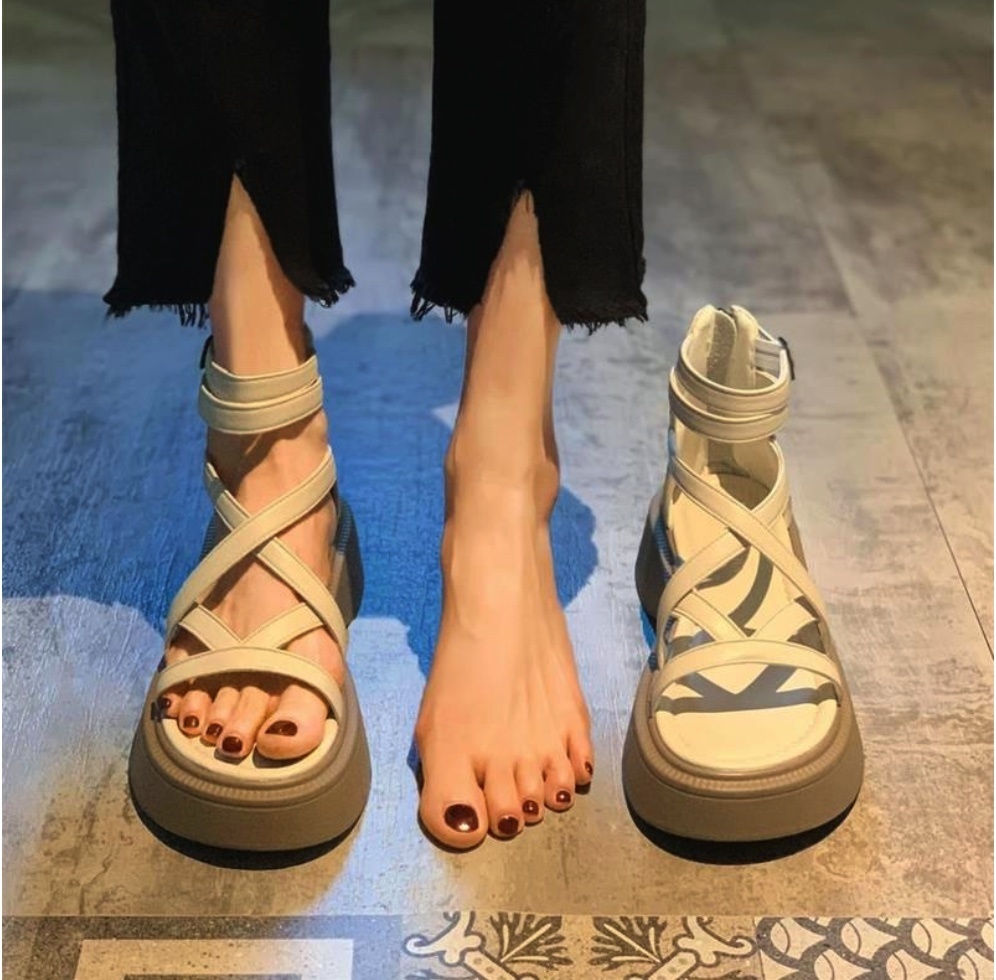 Hot selling design hollow thick-soled open-toe casual sandals (off-white - size: 35-40) (contact customer service after placing the order to confirm the delivery size)