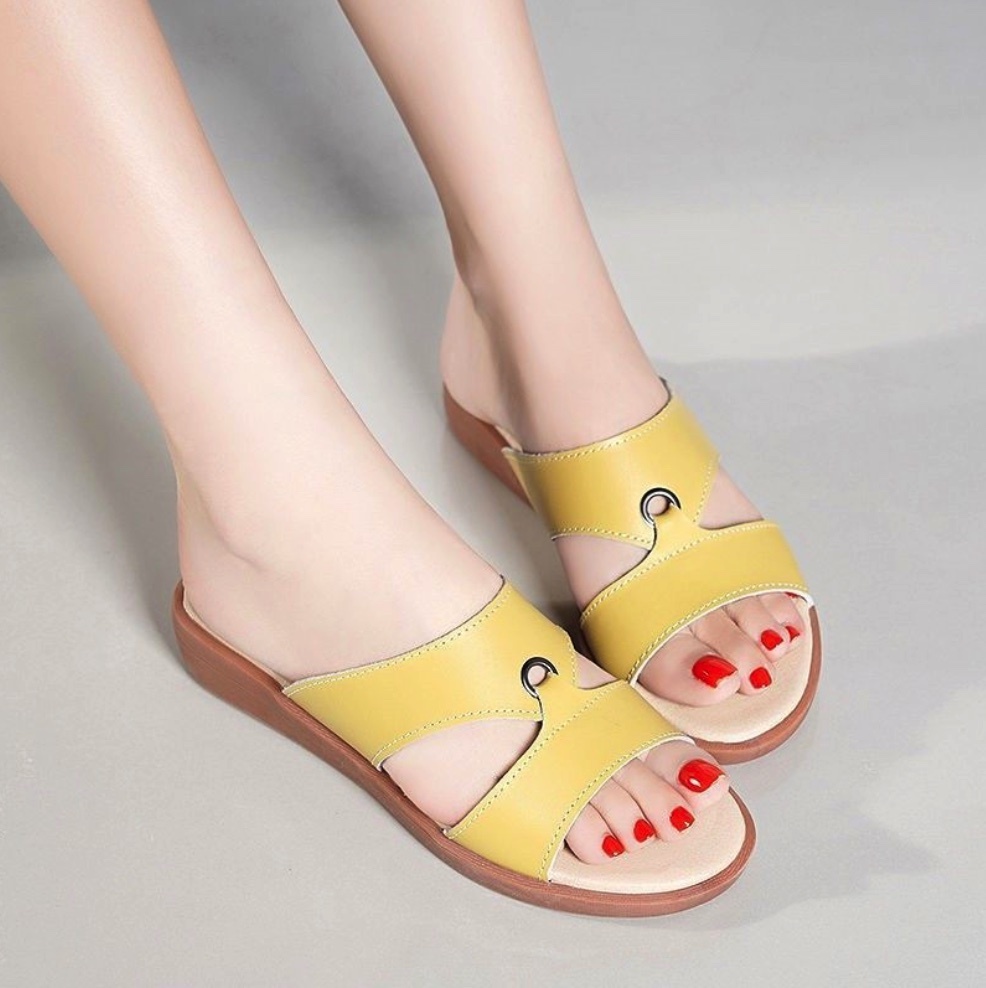 Hot selling flat-soled outer sandals for women (yellow - size: 35-40) (contact customer service after placing the order to confirm the delivery size)