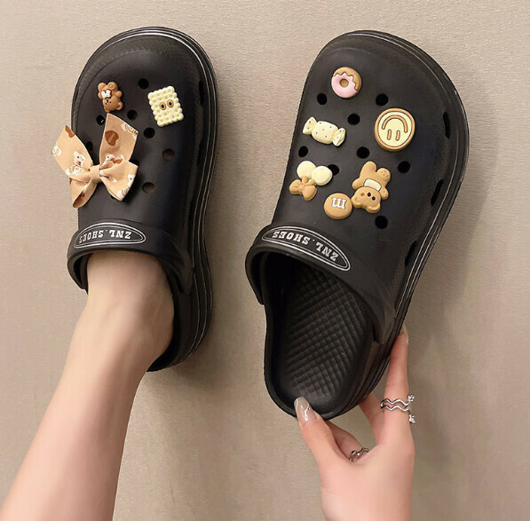 Hot Selling Croc Shoes Toe-Toe Sandals [Candy Crocs-Black] (Size: 36-41) [Please contact customer service to confirm the delivery size after placing the order]