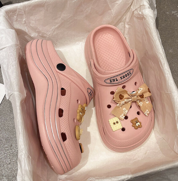 Hot Selling Croc Shoes Toe-Toe Sandals [Candy Crocs-Pink] (Size: 36-41) [Please contact customer service to confirm the delivery size after placing the order]