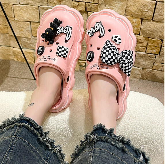 Hot Selling Baotou Beach Sandals Crocs [Pink - Bow Bear] (Size: 36-41) [Please contact customer service to confirm the delivery size after placing the order]